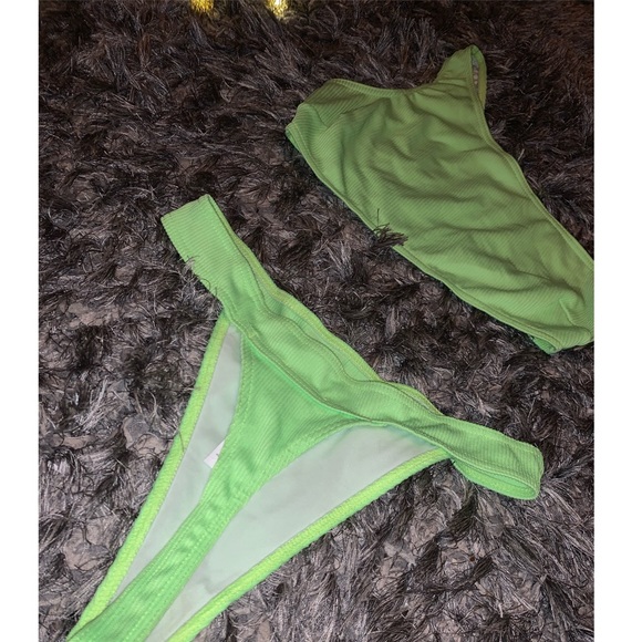 Neon green two piece thong one shoulder bikini - Picture 7 of 8